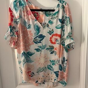 LOFT Floral V-Neck Short Sleeve Top in Multi-Color